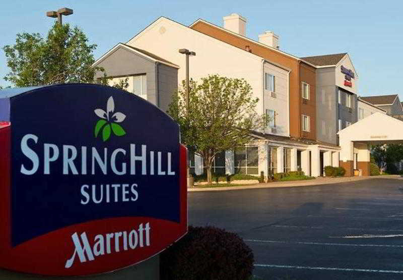 Springhill Suites By Marriott Lawton Exterior photo